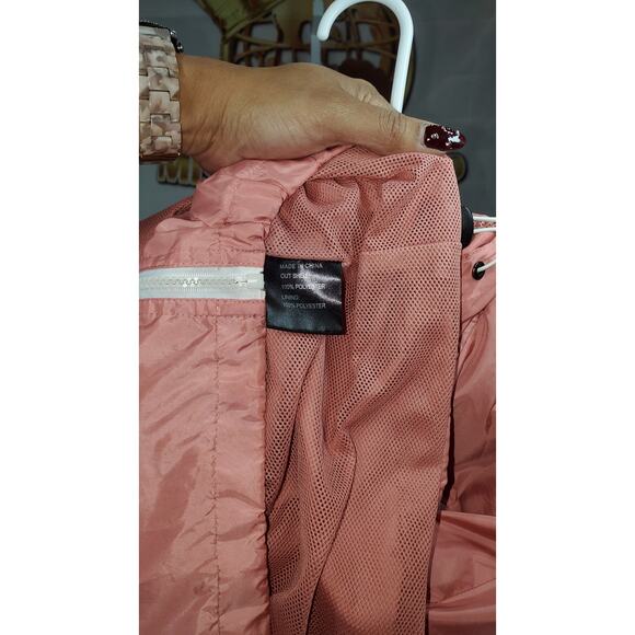 Kios New York Women’s Pink Hooded Windbreaker Jacket Size Large Waterproof - Picture 5 of 6